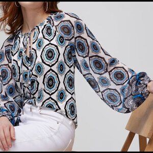 White House Black Market Top